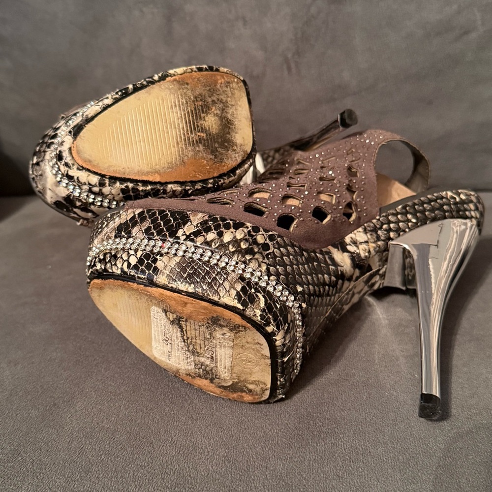 Italina shoes Stylish Women's Platform Heels - Black and Tan size 6.5 - Picture 15 of 16